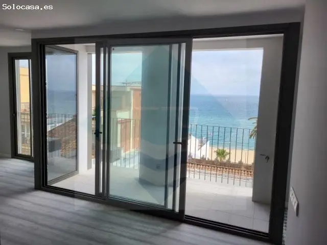 Piso Alto En Montgat En Primera Línea De Mar