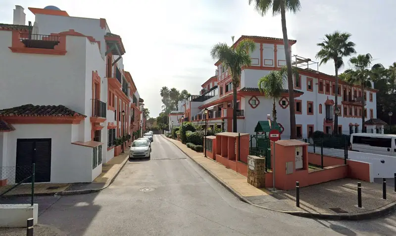 Piso de 3 Dormitorios en venta Atalaya Isdabe, España