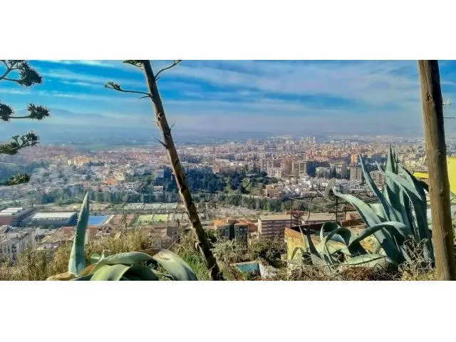 Maravillosas Vistas a Granada Solar con Casa Cueva y Corral