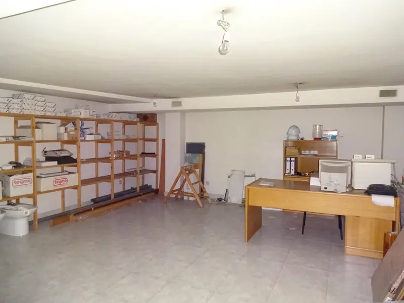 Venta Local Comercial Milladoiro Ames 187m2