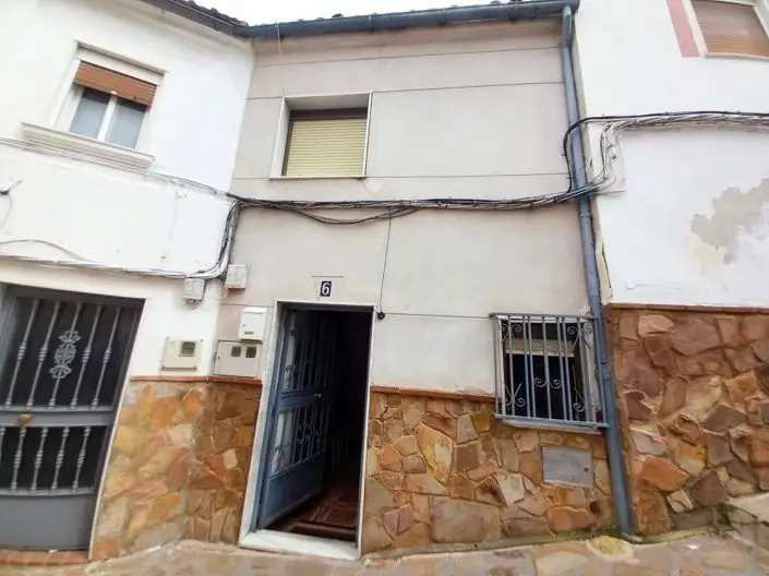 Casa adosada 2 dormitorios Martos Jaen