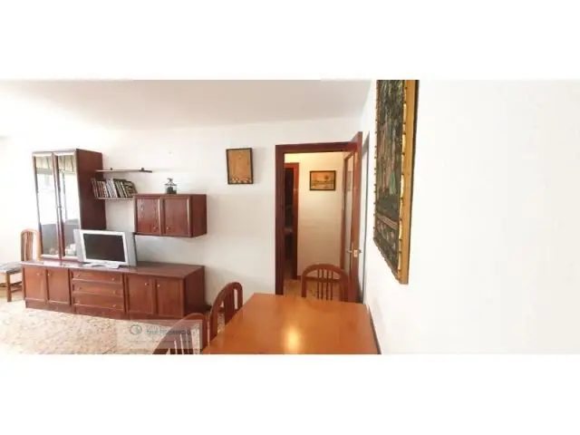 Piso Amueblado Cerca Del Centro 4 Dormitorios
