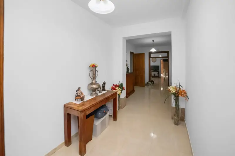 Apartamento en venta en Manacor: 2 dormitorios, patio, reformado