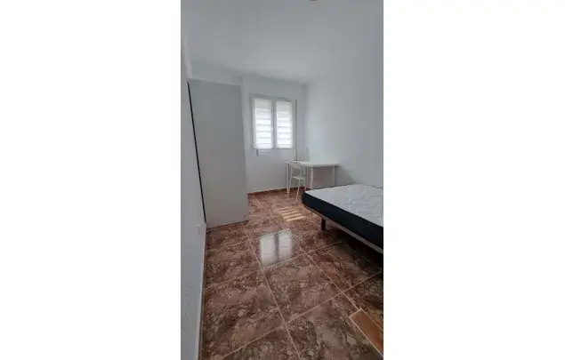 Habitacion 120m2 Cartagena Alquiler Estancia Media Larga