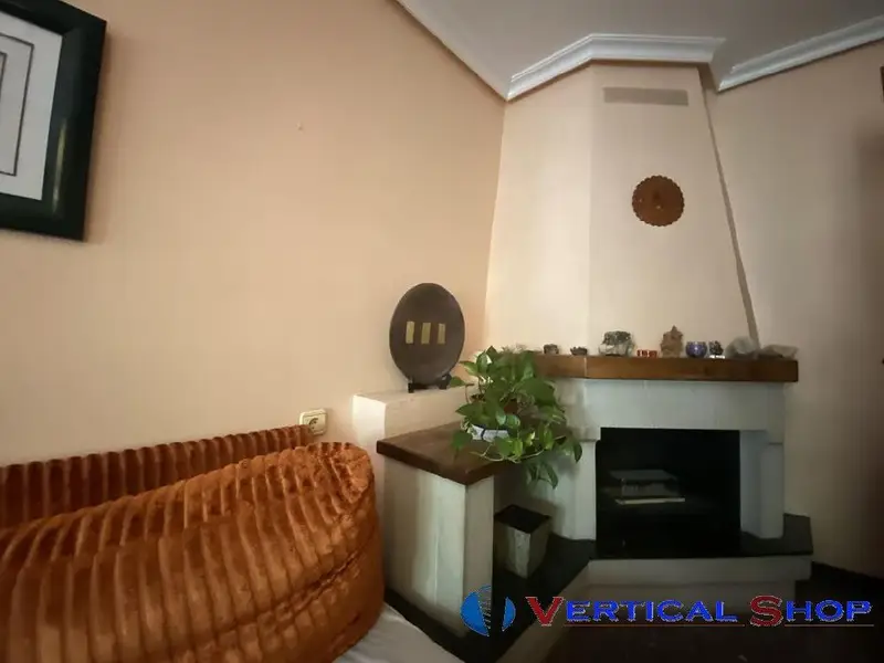 Venta Piso con calefacción en Caudete 4 habitaciones