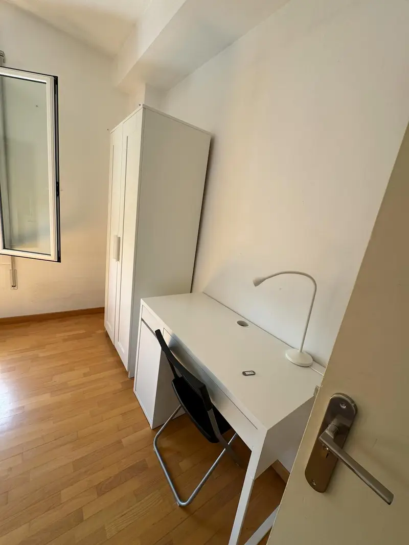 Habitacion Alquiler Sabadell Amueblada Wifi Limpieza Incluida