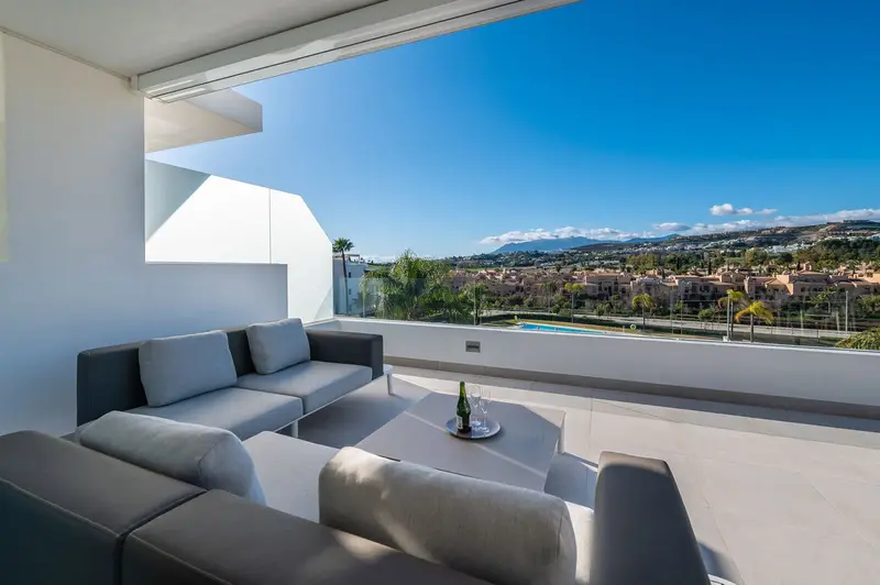 Apartamento en Nueva Atalaya Estepona 3 dormitorios 2 baños
