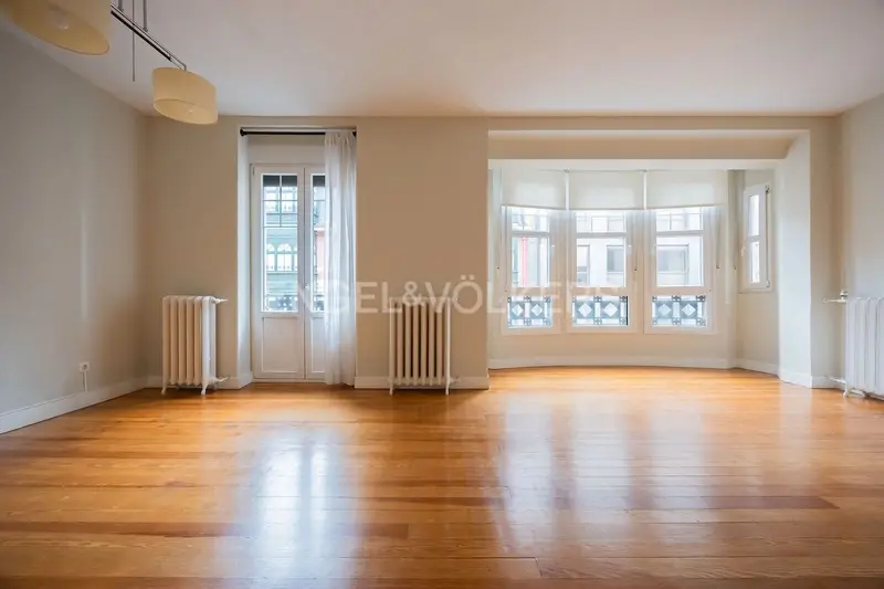 Apartamento Reformado 196m2 Ensanche Bilbao
