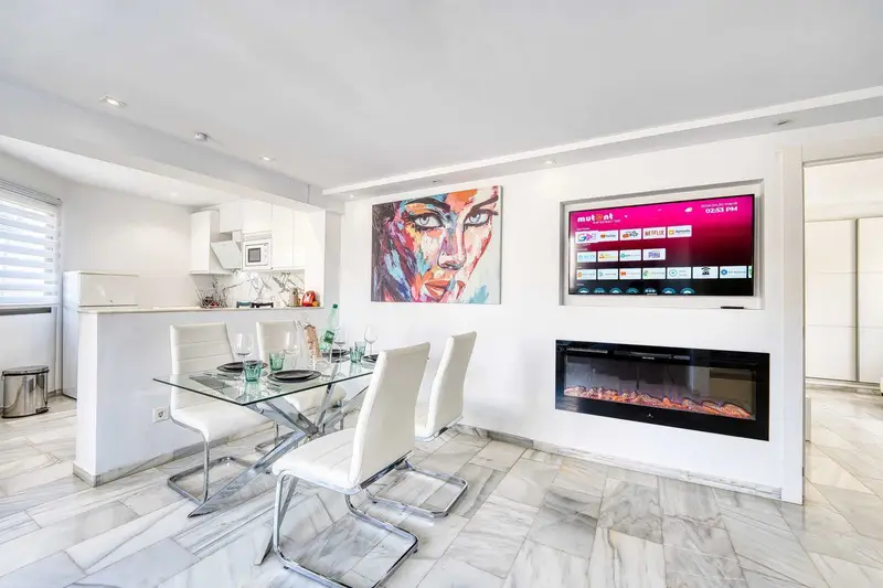 Atico Duplex Frente al Mar en Elviria Marbella