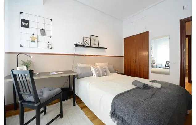 Alquiler Apartamento 3 Dormitorios Bilbao Solokoetxe Casco Viejo
