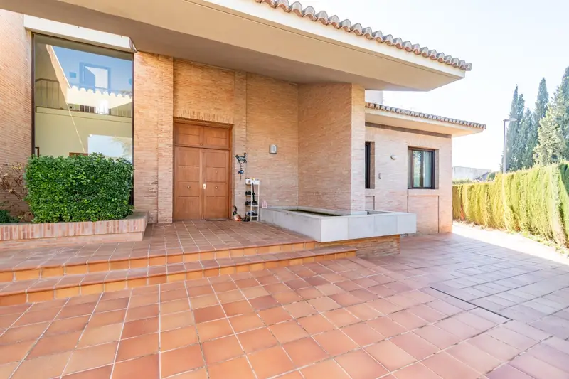Venta Casa 8 Habitaciones Lujo Albolote