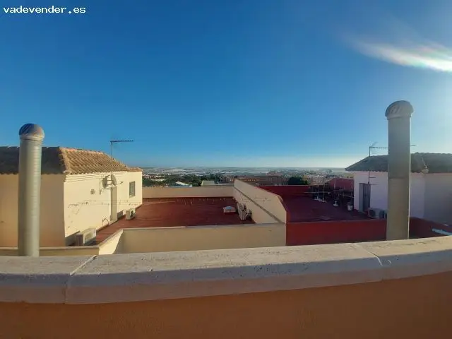 Casa en venta en El Ejido con garaje y 4 habitaciones