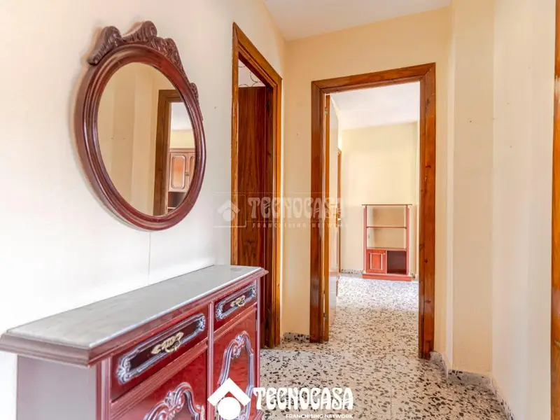 Piso en Venta Cartuja 3 Dormitorios Calefaccion Central Trastero