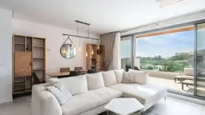 Atico Moderno en Benahavis con Vistas al Mar y Golf