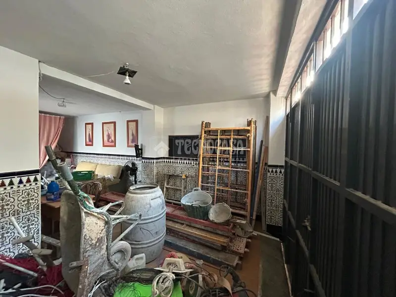 Casa en Venta Calle Alta Antequera 5 Dormitorios 2 Baños