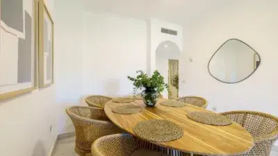 Apartamento en Alquiler Estepona  Playa Cerca