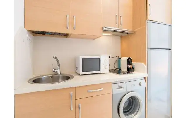 Estudio Amueblado en Málaga Centro con Aire Acondicionado