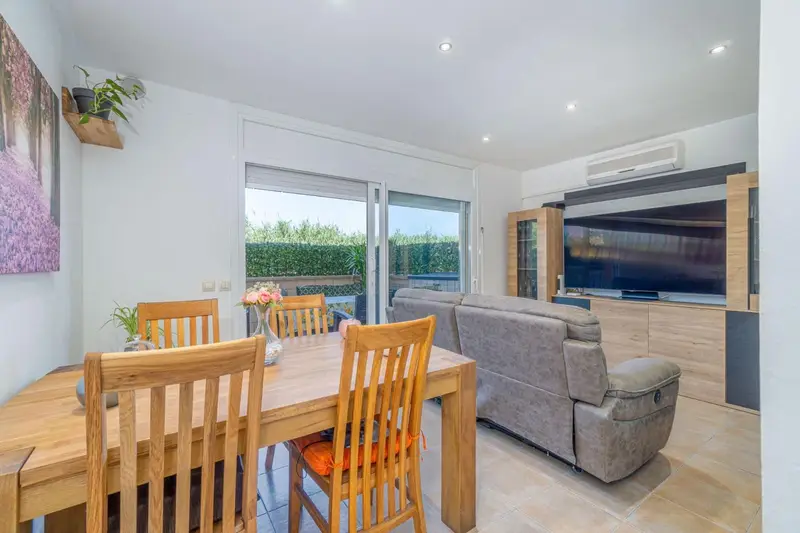 Piso en venta en Sant Pere Pescador, Girona