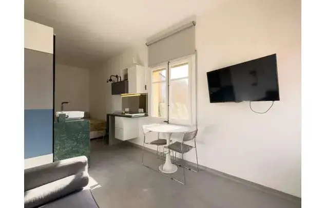 Estudio 45m2 Barcelona con Balcon y Aire Acondicionado