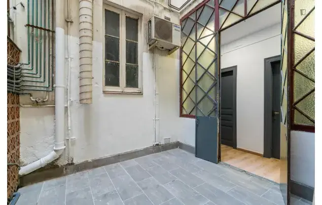 Apartamento 9 dormitorios Barcelona Alquiler