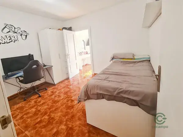 Casa Histórica Renovada en Almería Casco Antiguo 3 Dormitorios