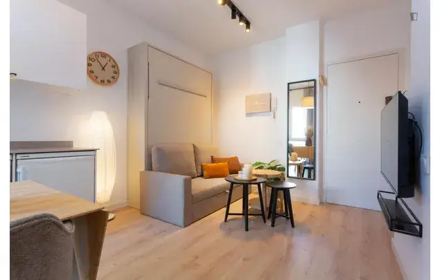 Estudio en Barcelona para estancias temporales de 3 a 24 meses