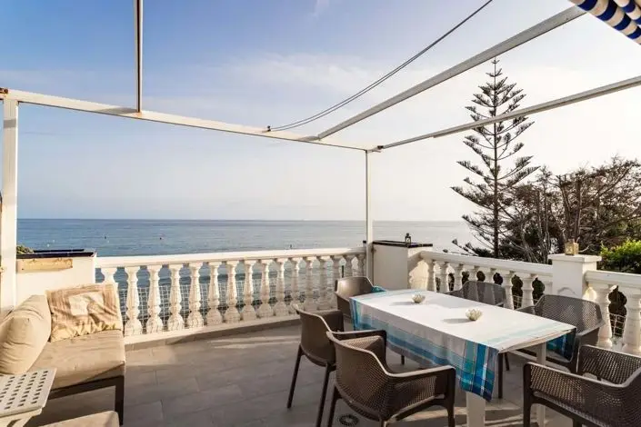 Apartamento en Mijas Costa 3 Dormitorios Primera Linea de Playa
