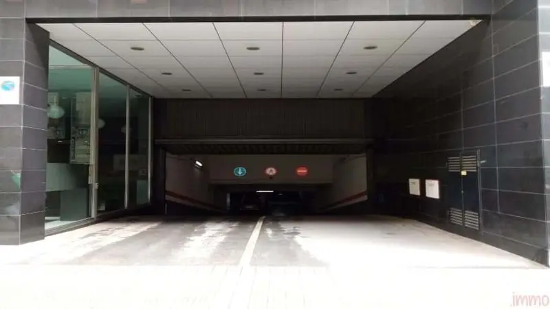 Garaje en venta en Bilbao, Vizcaya