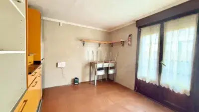 Piso en venta para reformar en Sestao 68m2 3 dormitorios