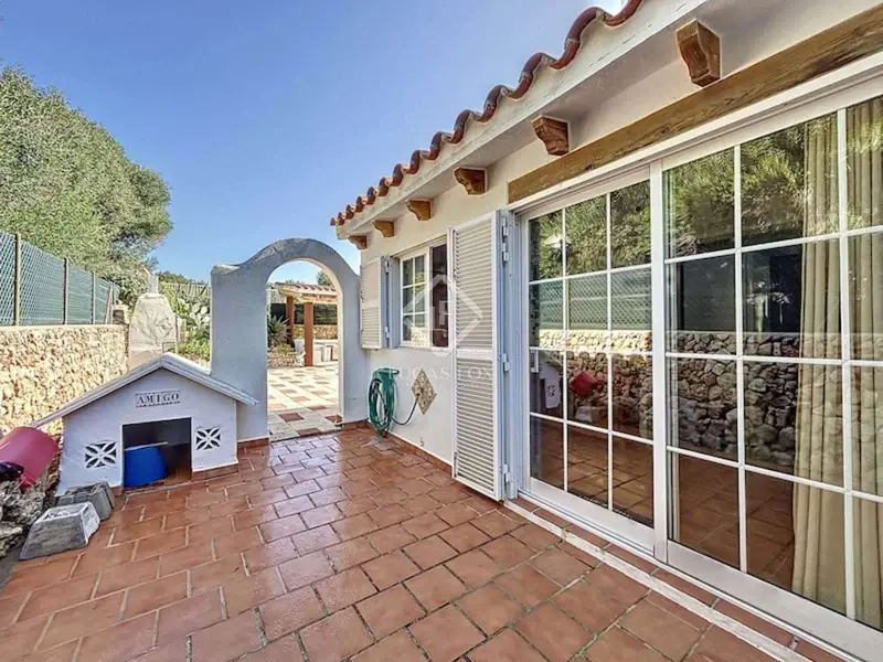 Chalet en Menorca con Piscina y Barbacoa Ideal Familias e Inversores