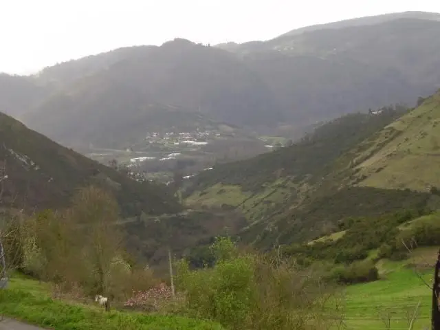 Venta Casa en Candamo Nave Individual con Finca