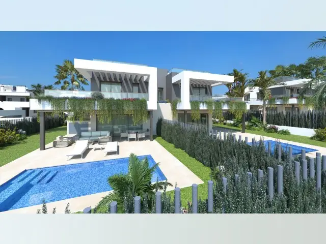 Apartamentos y Casas Adosadas en Torrevieja
