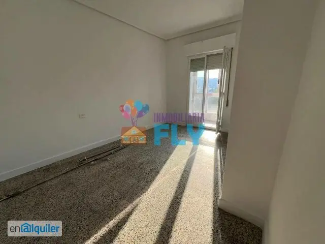 Alquiler habitaciones estudiantes 2025-2026 cerca Residencia Sanitaria