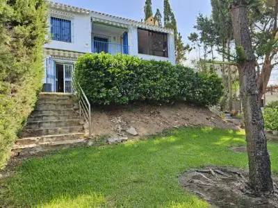 Casa Adosada en El Chaparral Cerca de la Playa