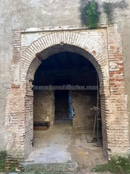 Casa Solariega Siglo XVI Cordoba: Vivienda de Lujo con Licencia Turistica