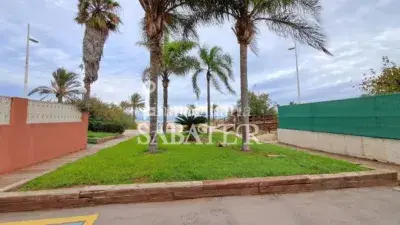 Casa adosada en venta en Playa de Gandia