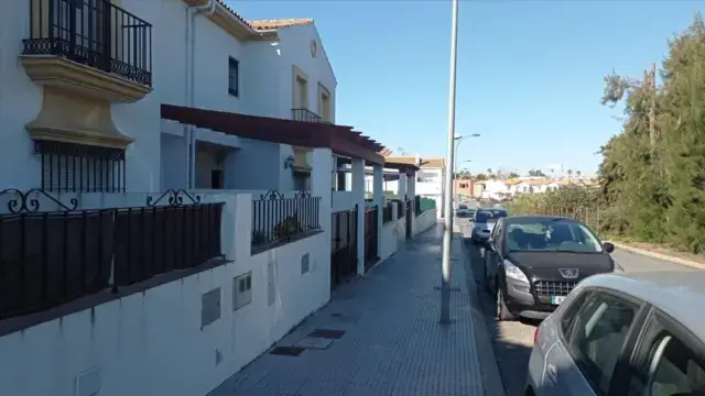 Casa en Venta en Cartaya para Inversores 111m2