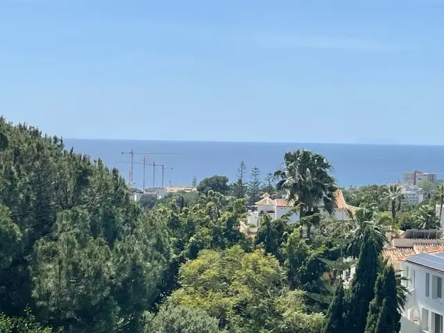 Terreno en Venta El Rosario Marbella Chalet de Lujo Vistas al Mar