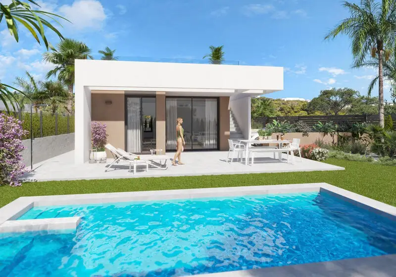 Villa de Lujo en Vera Playa: 3 o 4 Dormitorios, Piscina Privada