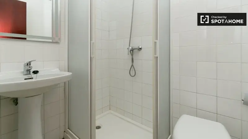 Apartamento 5 dormitorios 2 baños Granada Alquiler Spotahome