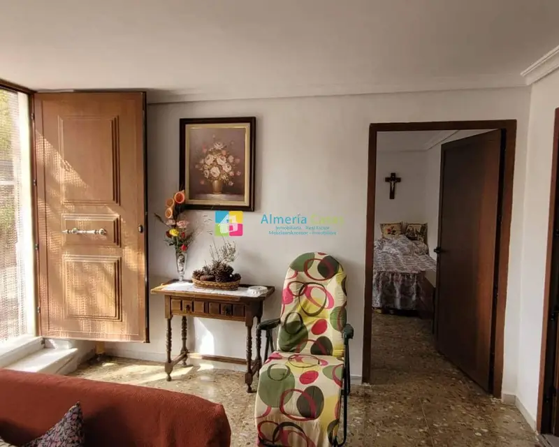 Finca Rural con Dos Apartamentos en Tijoa Almeria
