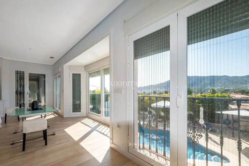 Chalet en Venta Alfaz del Pi 9 Dormitorios 7 Baños Piscina
