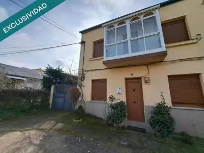 Casa en San Andres de Montejos Ponferrada con Jardin