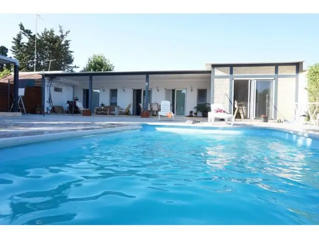 Chalet en Alquiler Chipiona para Rota Navsta 3 Dormitorios Piscina Privada