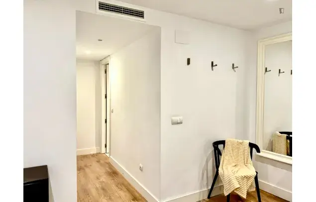 Alquiler Apartamento 4 Dormitorios Madrid Jovenes 18-35