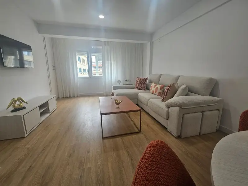 Venta Piso Soleado Málaga Centro Reformado