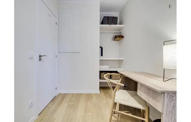 Apartamento 4 Dormitorios Barcelona Centro Amueblado