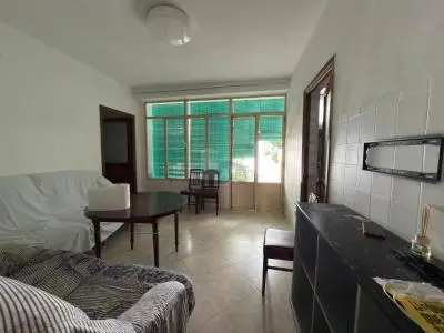 Casa en Los Santos de Maimona con Patio y Azotea