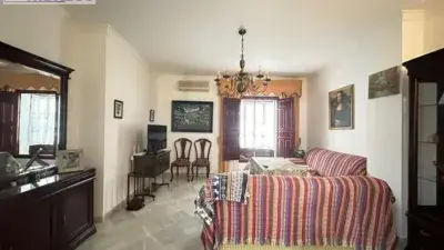 Casa en venta en Marchena