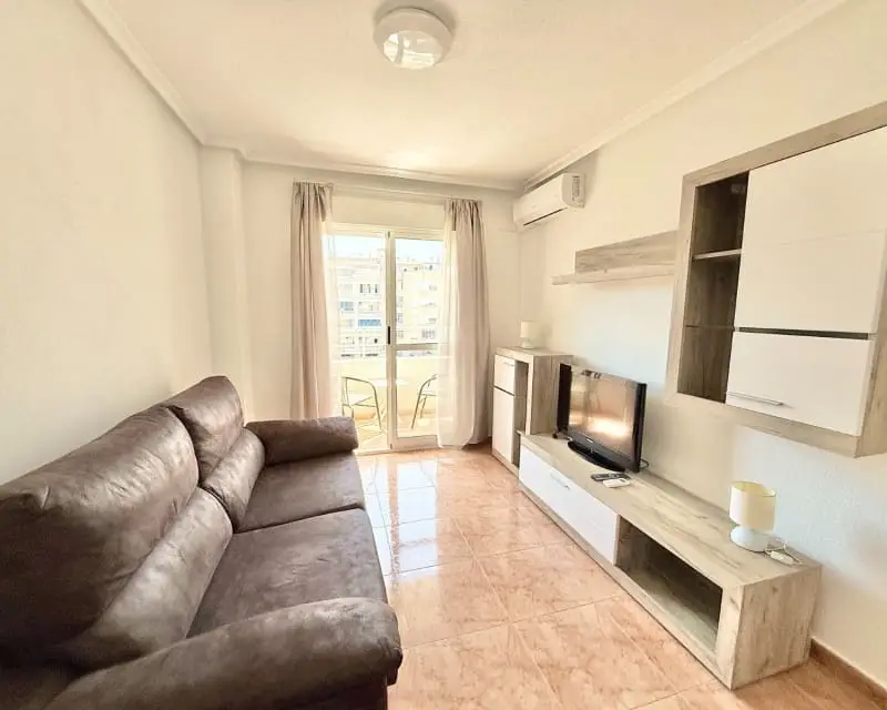 Apartamento en alquiler en Centro, Torrevieja, Alicante